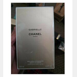 CHANEL Gabrielle Moisturizing Body Lotion 200ml (6.8fl oz)